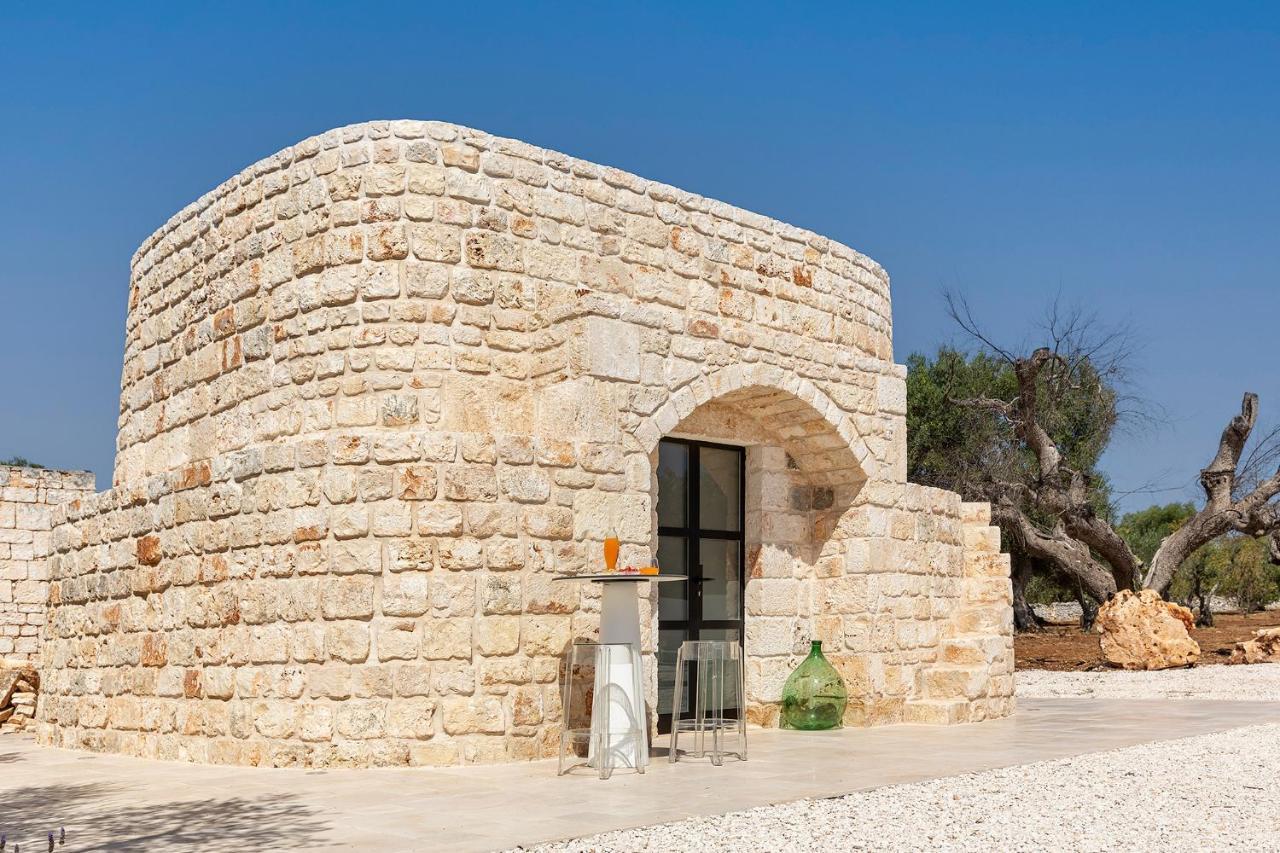 Vilaa Isa Beautiful Villa And Trullo In 奥斯图尼 外观 照片